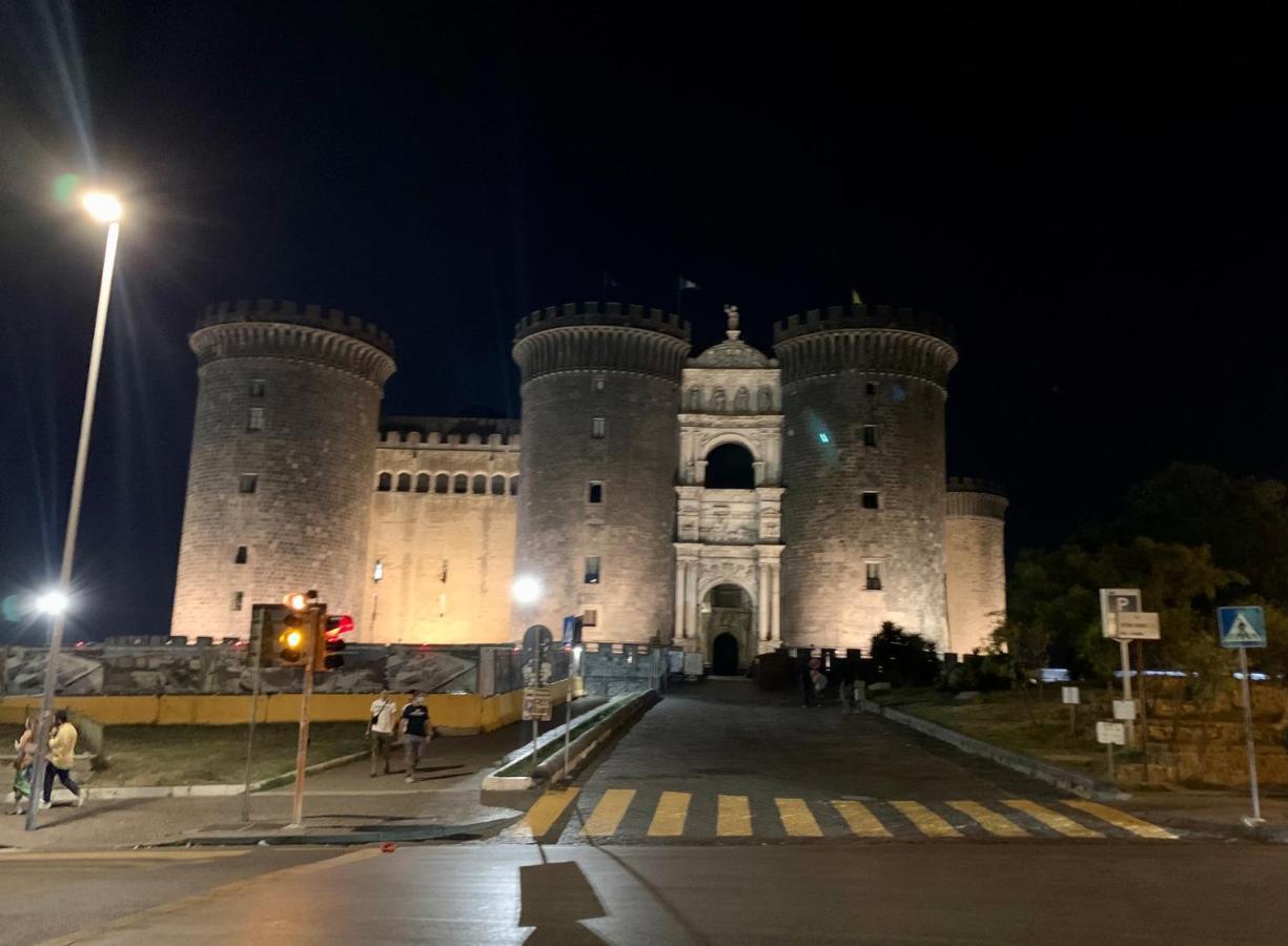 La Casetta Ai Gradoni Di Chiaia Napoli Bagian luar foto